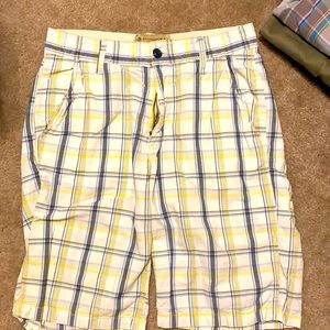 Men’s Plaid shorts